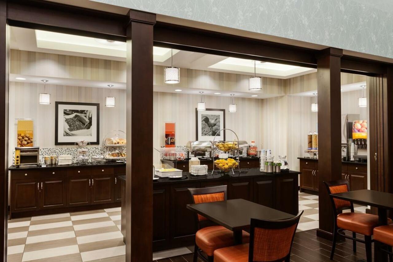 Hampton & Hotel 3*